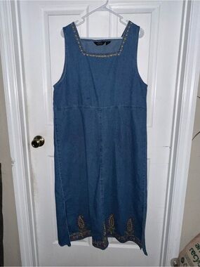 Vintage Agapo Embroidered Dress Size XL